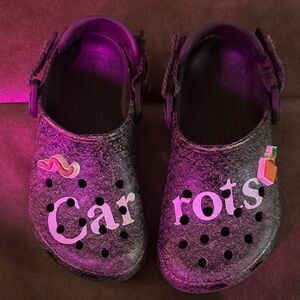 Size Childs 9 Crocs Carrots Clogs with Fun Accents